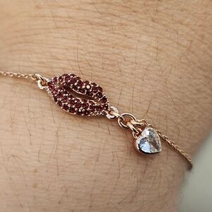 NWT Kate Spade Rose Gold-Tone Kiss Kiss Bracelet